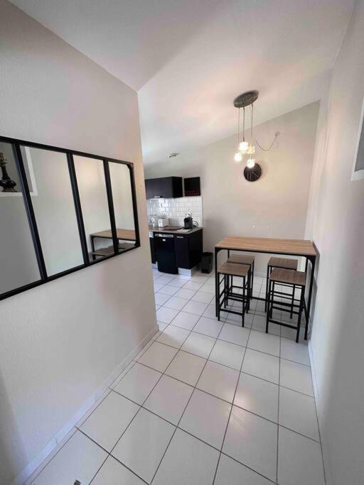 Hashtag-Le Cosy Castelnauvien Apartment Bagian luar foto